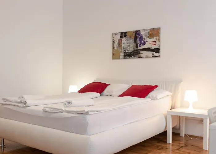& Lovely Private In 3br Shared Apt, With Smart Tv & Wifi Vienna