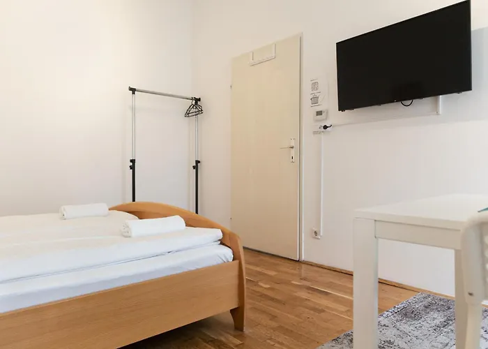 & Lovely Private In 3br Shared Apt, With Smart Tv & Wifi Vienna
